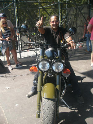 John Robles and New Russian Motorcycle 07