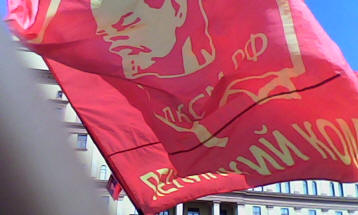 Communist March Photos on Victory Day taken with a really bad palm camera 08