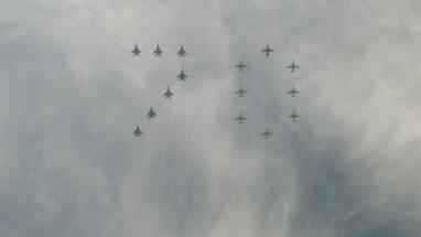 Military Planes Flying Over Moscow 05-09-2015 15